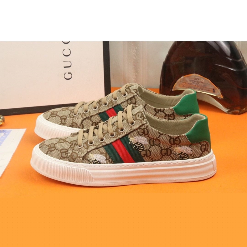 G*u*i casual shoes